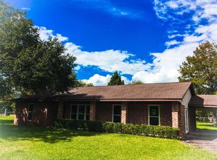 308 County Road 201, Angleton, TX 77515