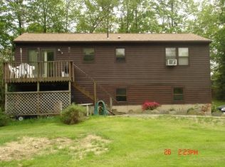 34 Thornbush Rd, Mansfield, CT 06250