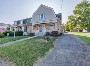 710 W Pike St, Houston, PA