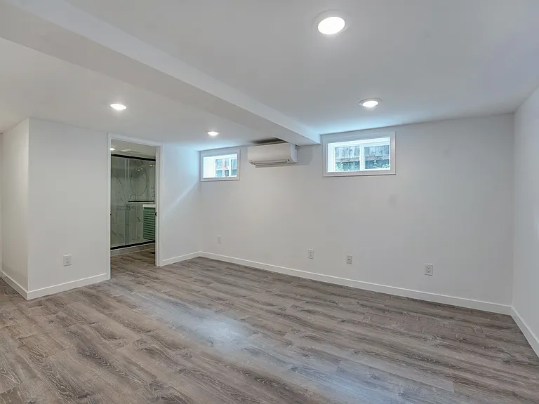 4814 NE 32nd Pl #B — Photo 6