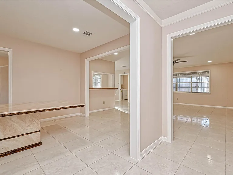 11503 High Star Dr — Photo 7