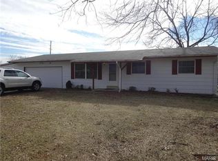 4550 Robbins Mill Rd, Florissant, MO 63034