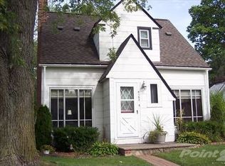 4152 Lanco Ct, Waterford, MI 48329