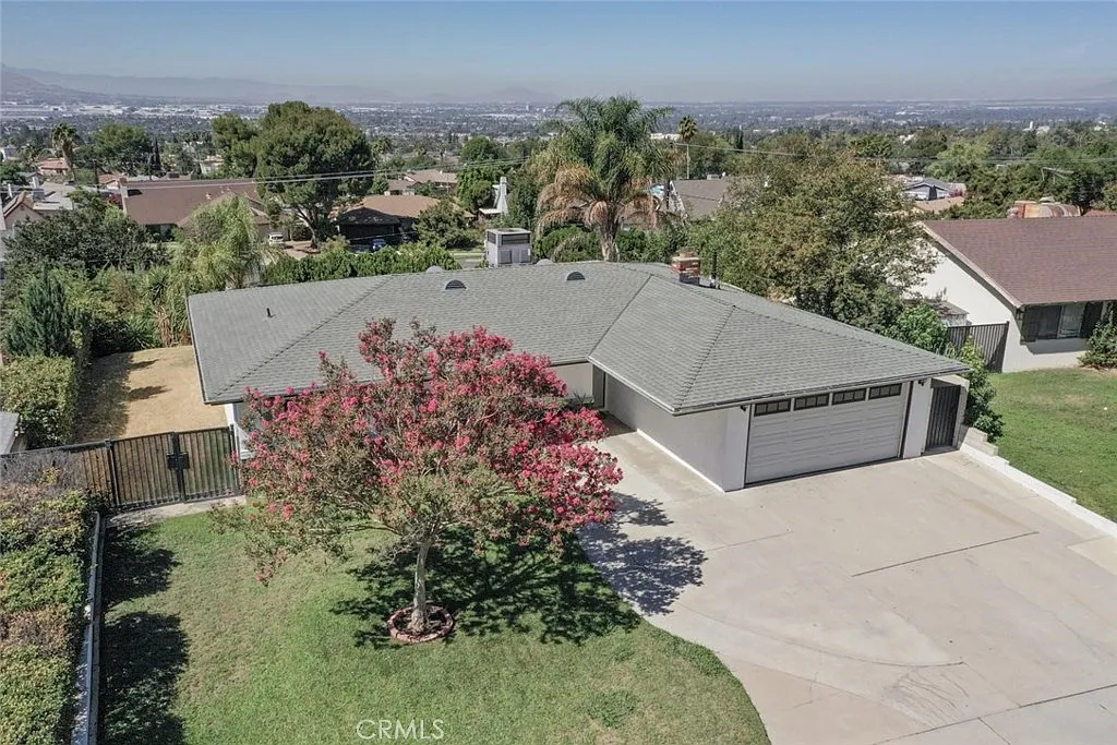 3 bed, 1552 sqft, $3,500 — Photo 3