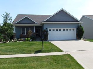 4208 Harvest Ln, Cedar Falls, IA 50613