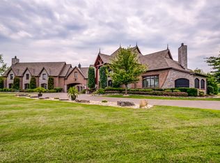 2221 Cages Bend Rd, Gallatin, TN 37066