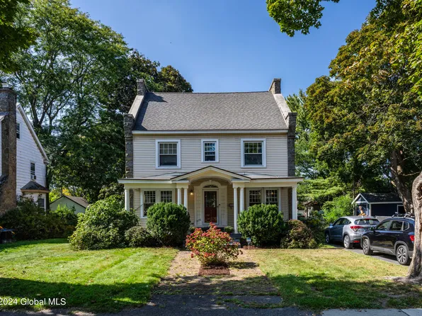 875 Central Parkway Parkway, Schenectady, NY 12309