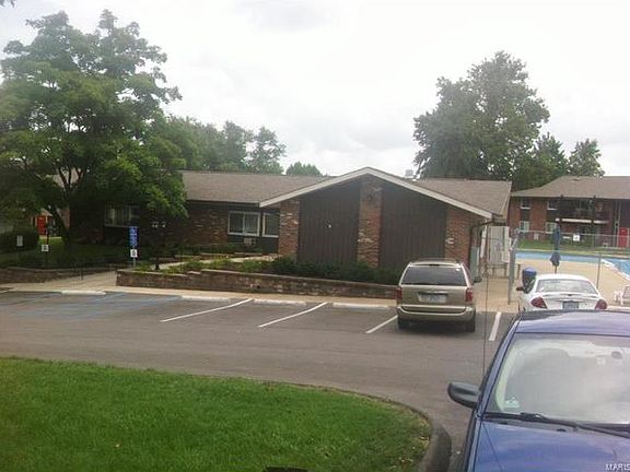 2nd image of 9924 S Bunker Hill Dr #E