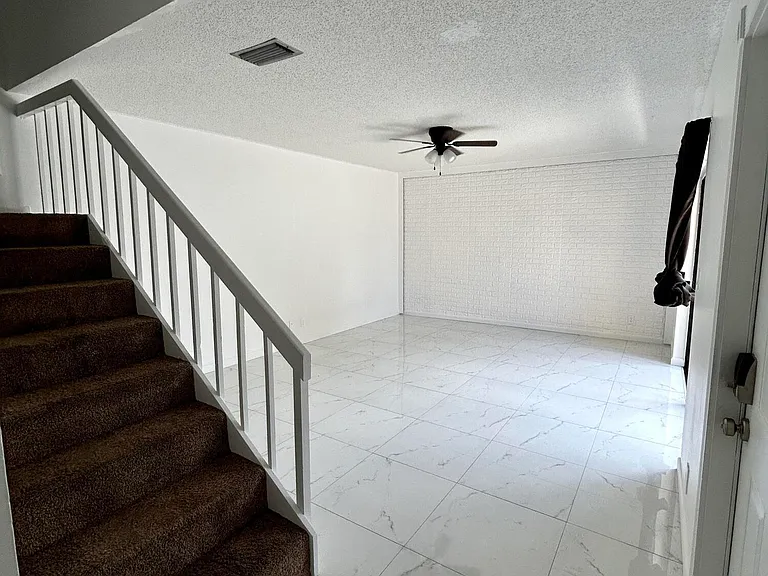 4606 Cherry Rd — Photo 3