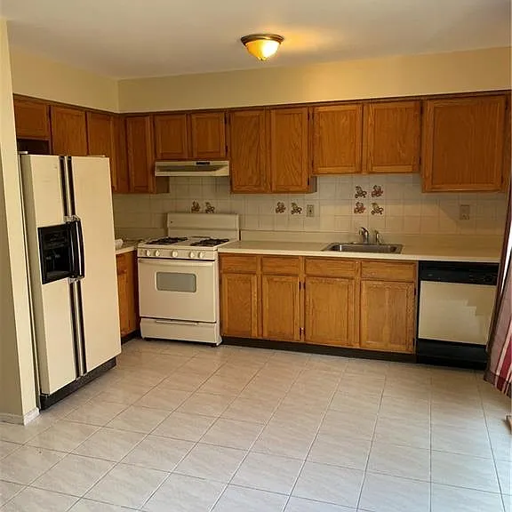 14 Concord Sq #1503 — Photo 12