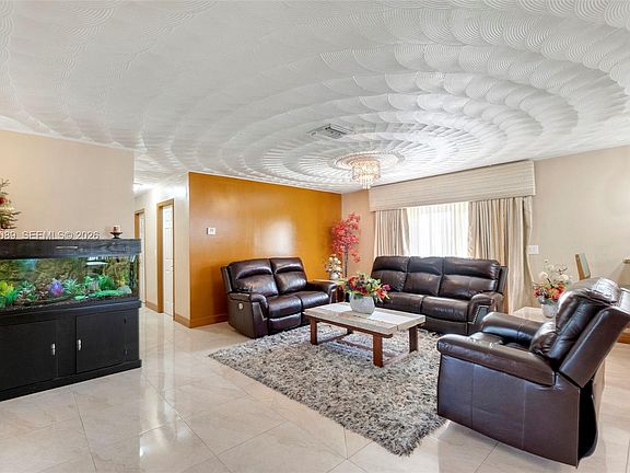 5th image of 2140 NW 30th Way