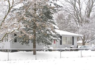 2807 Reo Rd, Lansing, MI 48911