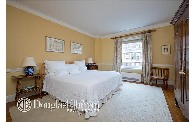 Sold by Douglas Elliman | media 16