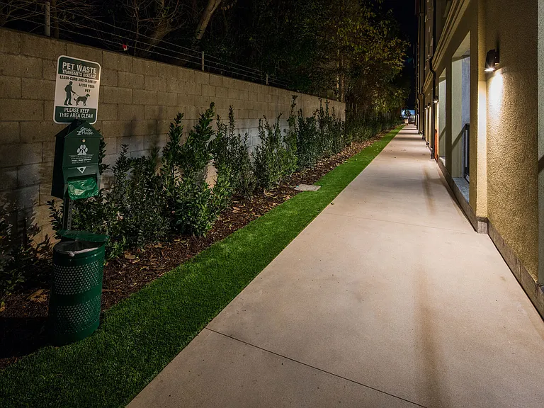 Luxe Pasadena — Photo 20