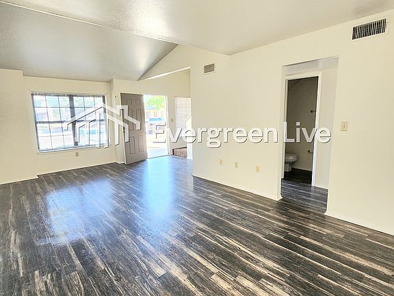 4th image of 212 Raven Dr