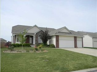 14217 E Twinlake Dr, Wichita, KS 67230