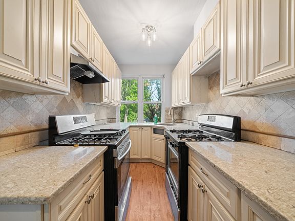 4th image of 72-81 Yellowstone Blvd #1
