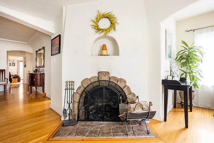 4 bed, 1700 sqft, $1,500 — Photo 2
