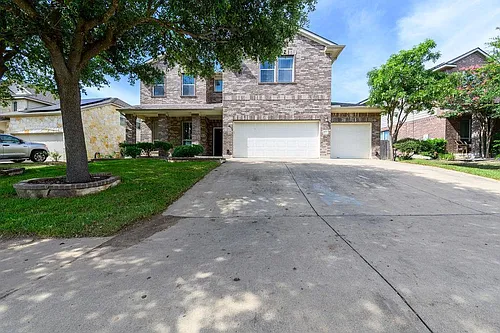 18613 Falcon Pointe Blvd Photo 1