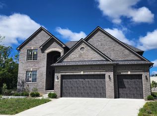 3110 Raffler Dr, Rochester Hills, MI 48307