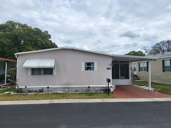 3rd image of 7352 Carnival Ln