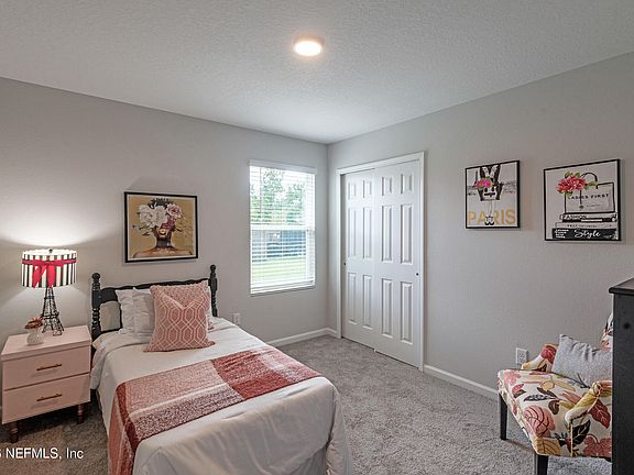 3rd image of 451 CAHOON Road