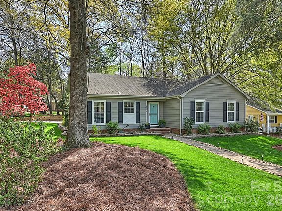 3rd image of 2310 Oldenburg Dr