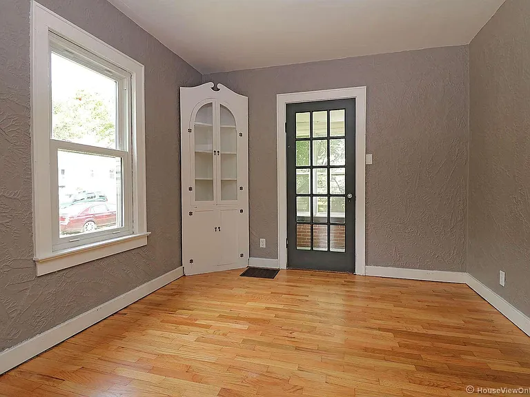 1435 Rose St — Photo 13