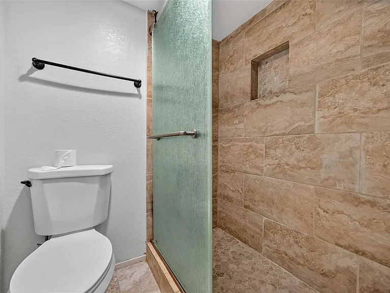 2107 N Red Cedar Cir — Photo 18