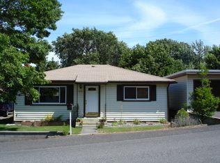 1214 Walnut St, The Dalles, OR 97058