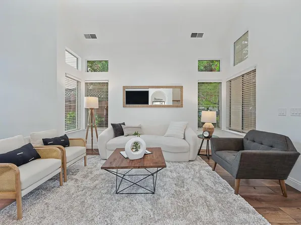 110 Royalton Cir, Folsom, CA 95630