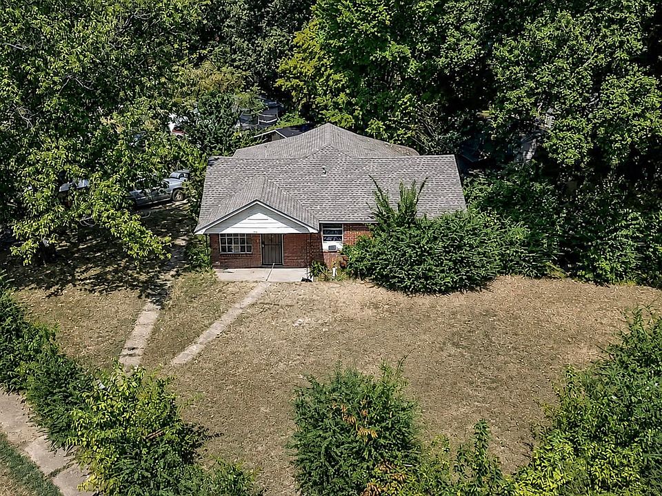 1st image of 462 King Rd