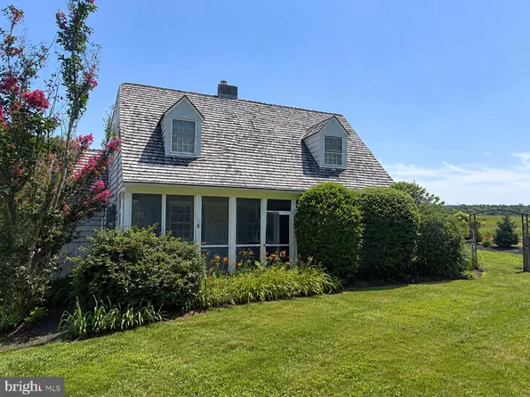 7082 Phillips Mill Rd, New Hope, PA 18938