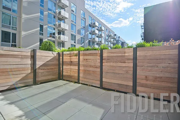 Rented by Fiddler Realty | media 21