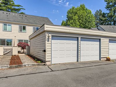 220 NE Village Squire Ave Unit 12, Gresham, OR, 97030