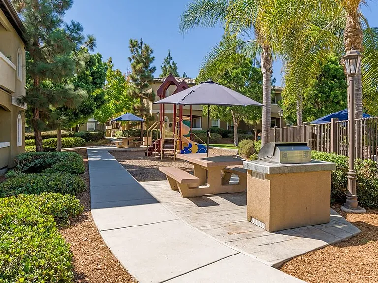 The Landing at Ocean View Hills — Photo 26
