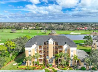 200 Vintage Cir #D-103, Naples, FL 34119