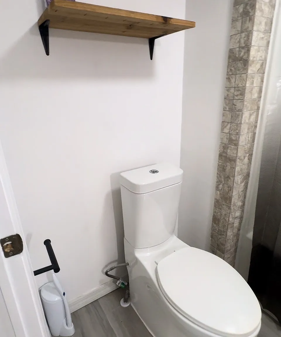 1 bed, 380 sqft, $1,300 — Photo 3