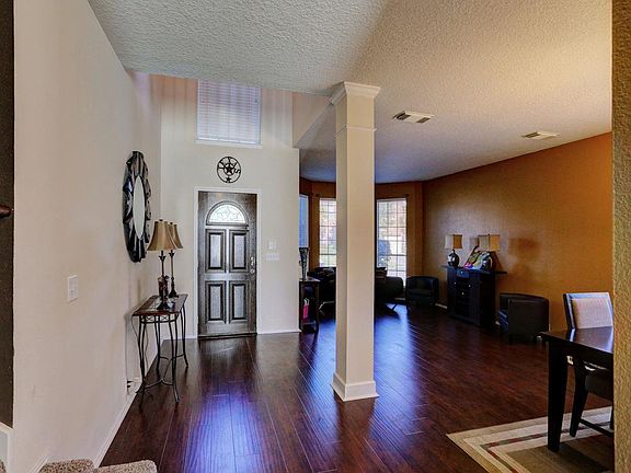 2nd image of 18807 Atascocita Forest Dr