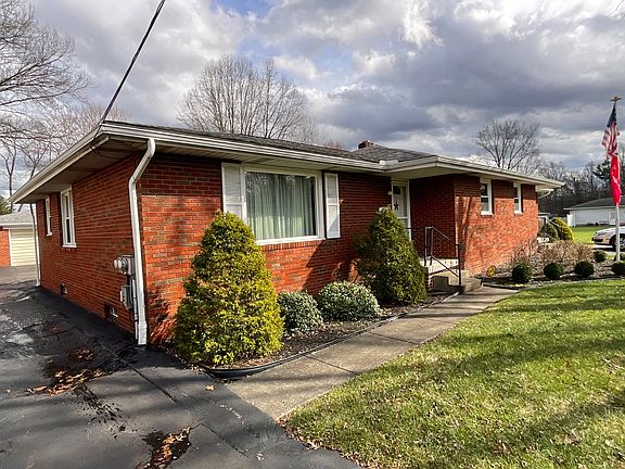 5th image of 726 Mauro Cir #726