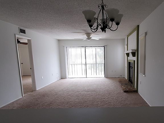 5th image of 202 Martha Ln