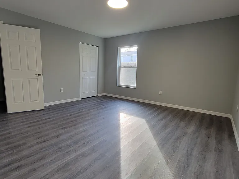 7061 N Outrigger Ter — Photo 13