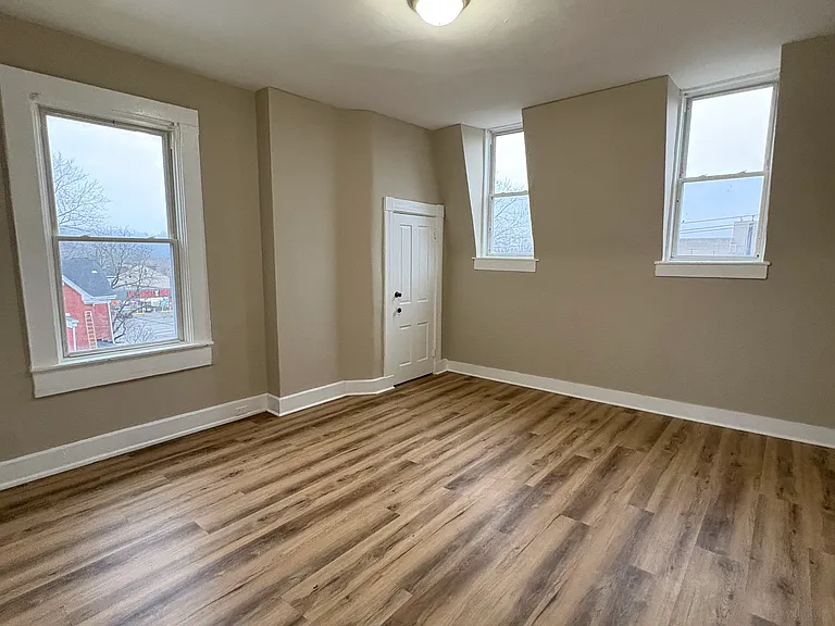 26 W 15th St #3 — Photo 3
