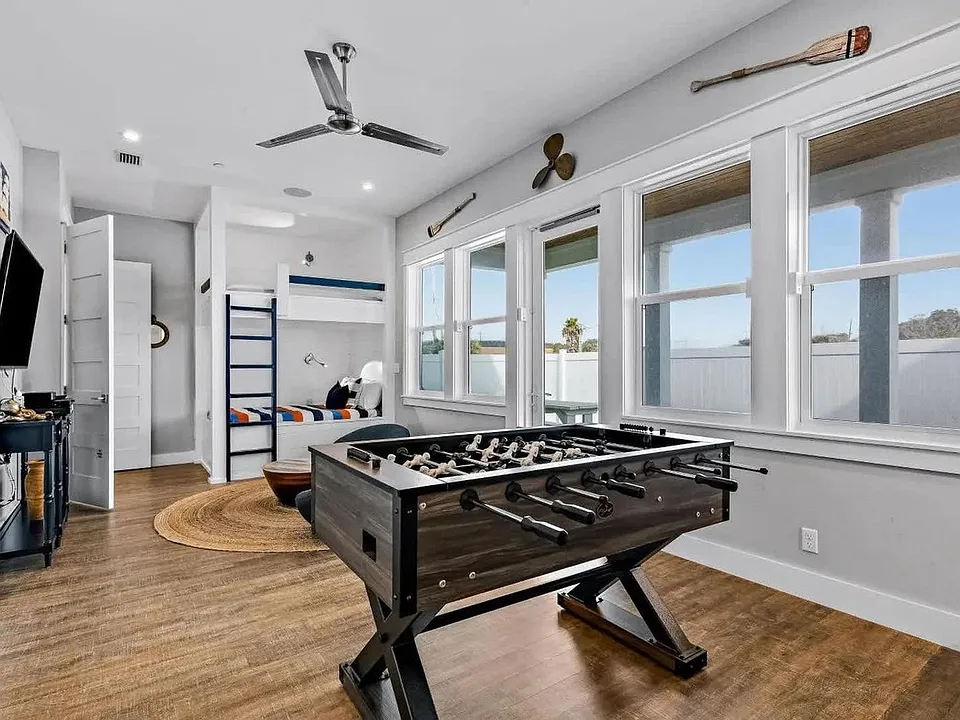 14324 Front Beach Rd #ID1511638P