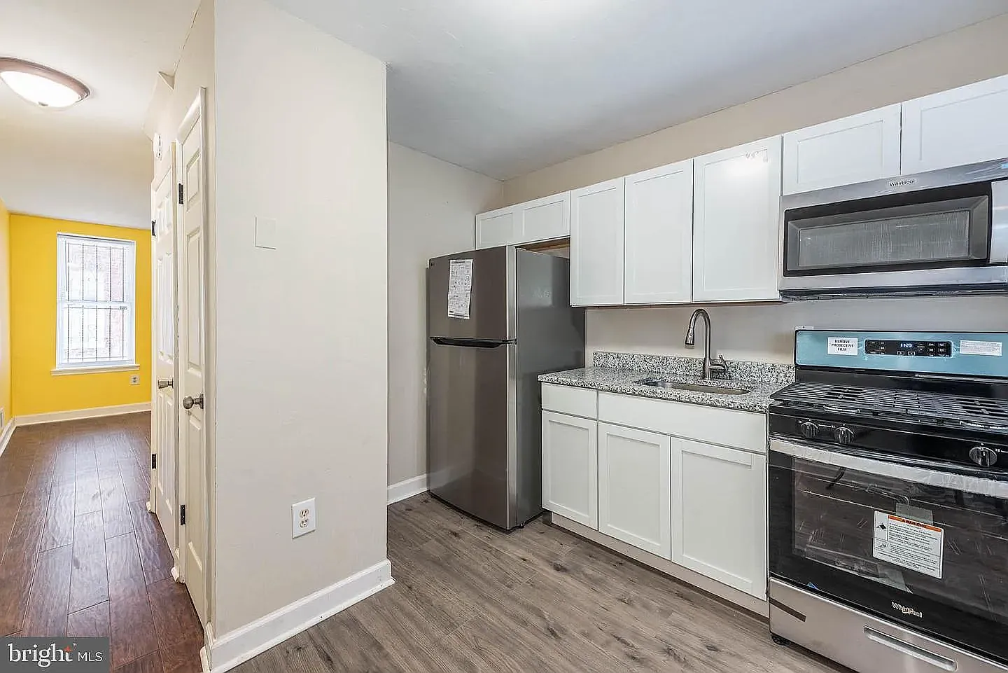 1737 North Dallas Street - 1 — Photo 3