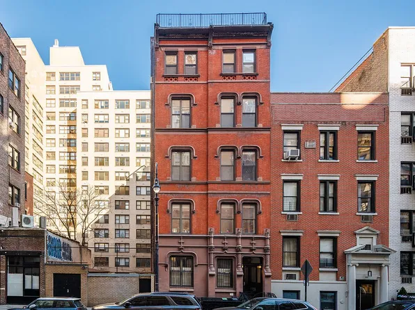 129 E 17th St, New York, NY 10003