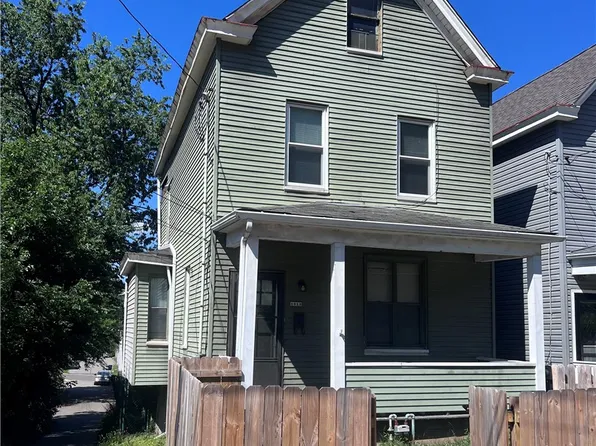 1013 Uvilla St, Pittsburgh, PA 15220