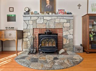 47 Pleasant Hill Rd, Falmouth, ME 04105