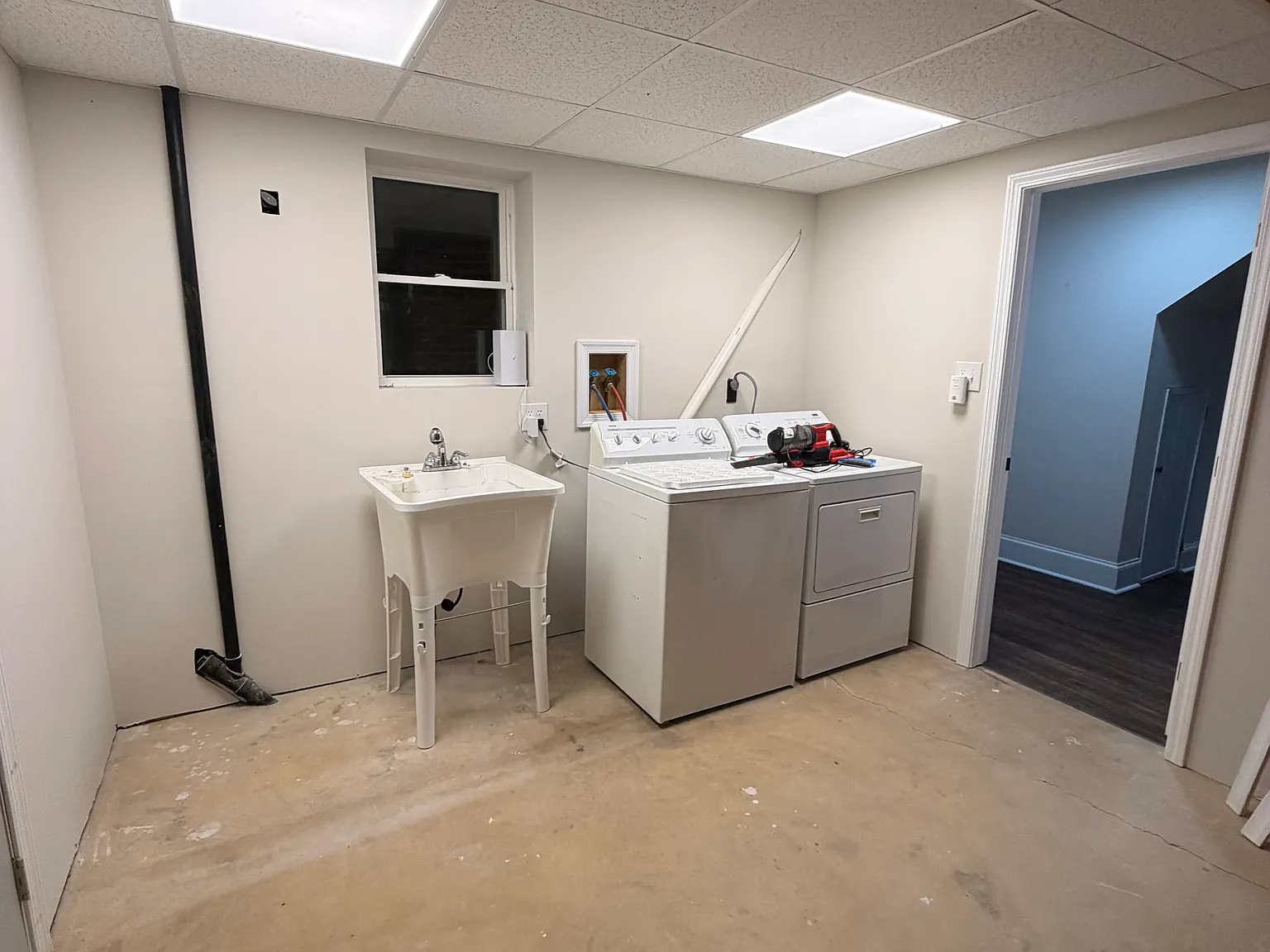 1 bed, 450 sqft, $1,600 — Photo 4