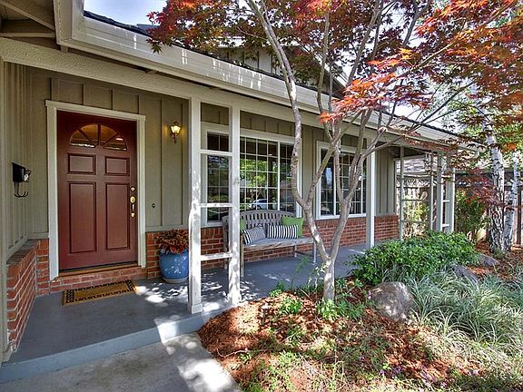 2nd image of 534 Drucilla Dr
